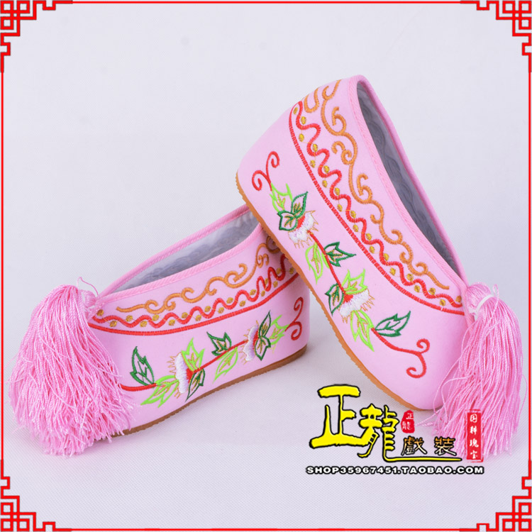 商丘花旦鞋女绣花彩鞋 舒适款草花内高彩鞋